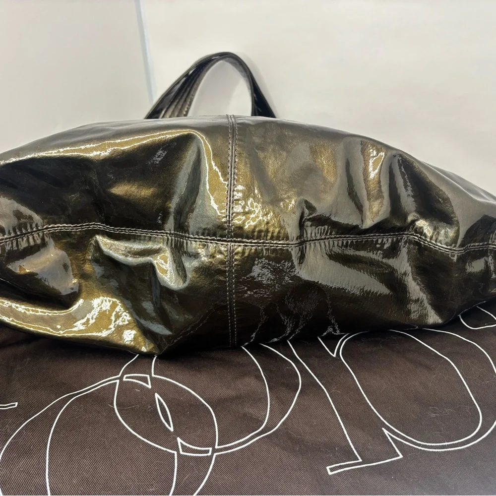 Kooba greenish Patent Leather Shoulder Bag with dust bag - Picture 16 of 16